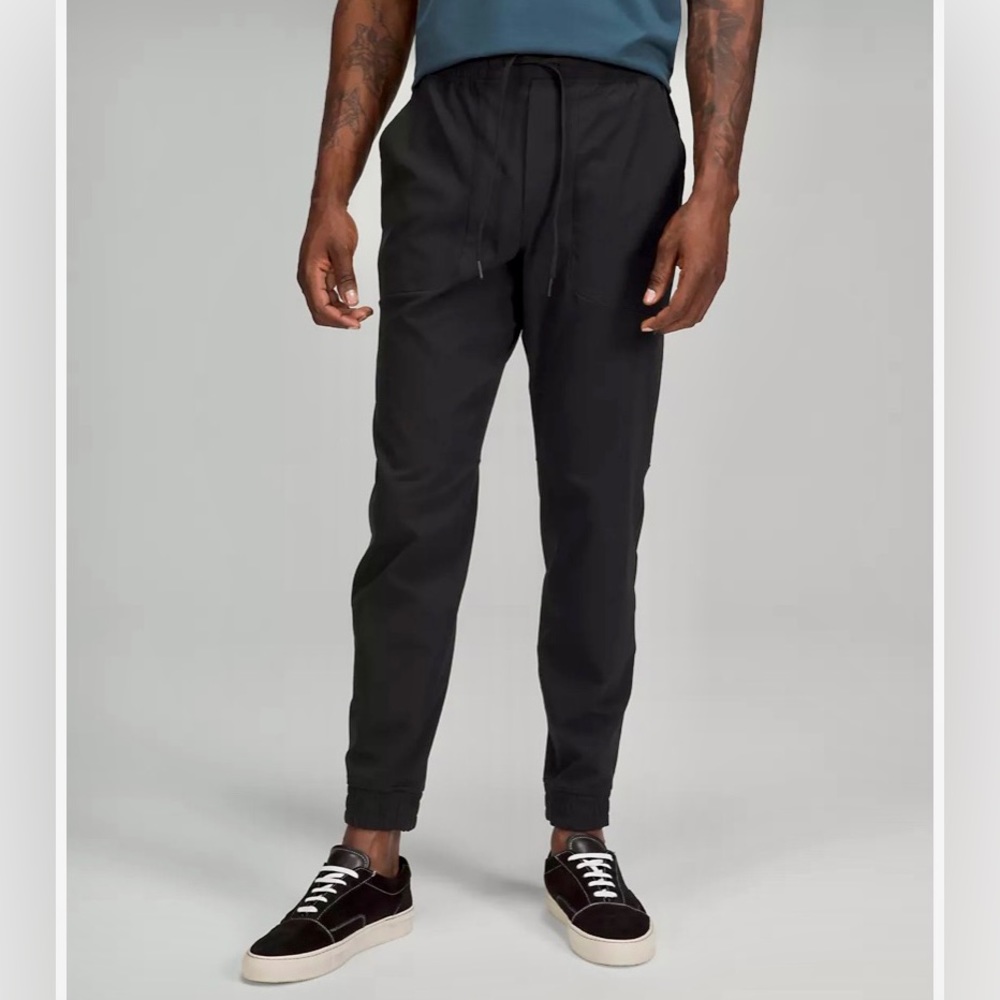 LuluLemon Men’s Black ABC Jogger ‘WovenAir’